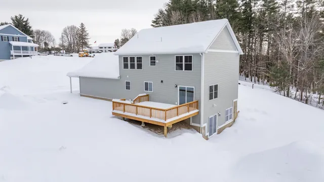 $799,900 | 11 Nash Lane, Epsom, NH 03234