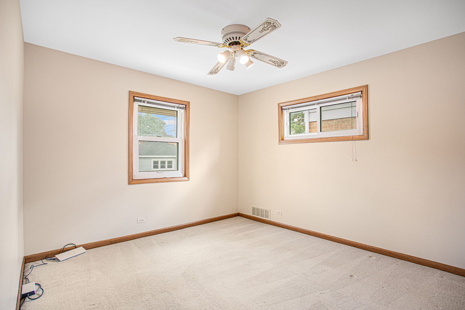 2217 Keystone Avenue North Riverside, IL 60546 - Photo 13 of 28