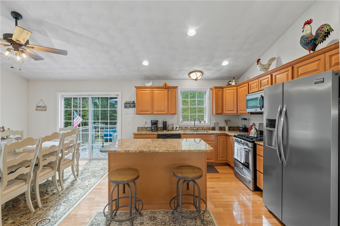 2 Reynolds Road Glocester, RI 02814 - Photo 13 of 49