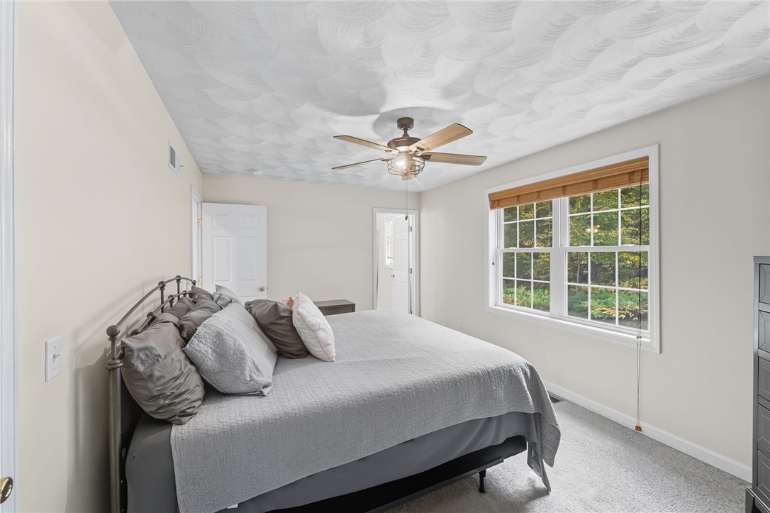 2 Reynolds Road Glocester, RI 02814 - Photo 19 of 49