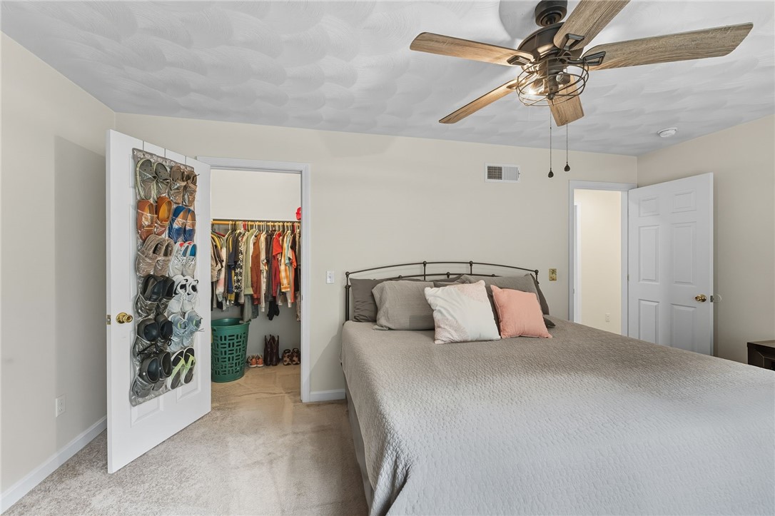 2 Reynolds Road Glocester, RI 02814 - Photo 20 of 49