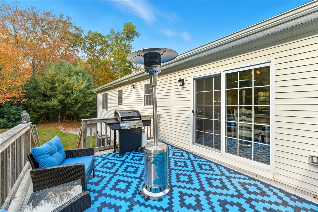 2 Reynolds Road Glocester, RI 02814 - Photo 27 of 49