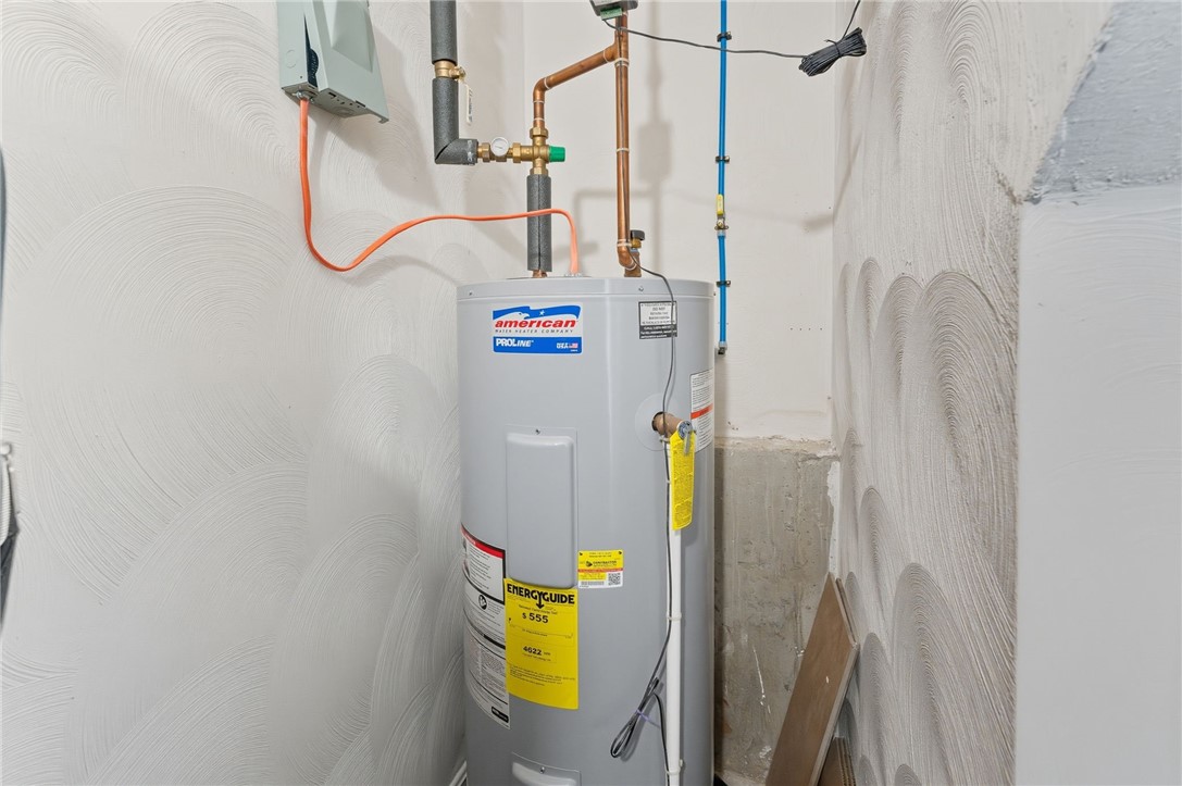 2 Reynolds Road Glocester, RI 02814 - Photo 31 of 49