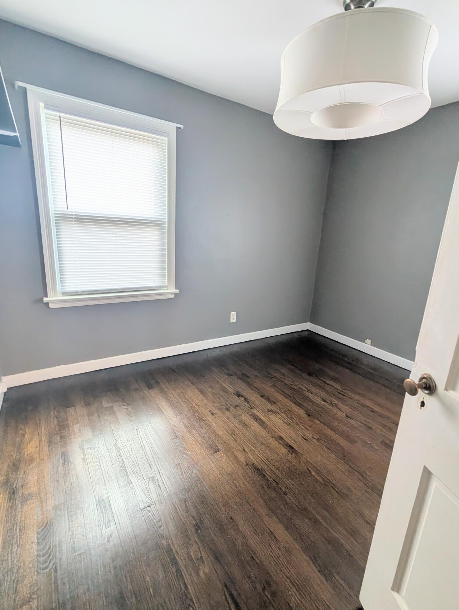 322 Beacon Place Munster, IN 46321 - Photo 8 of 12 1505x2000