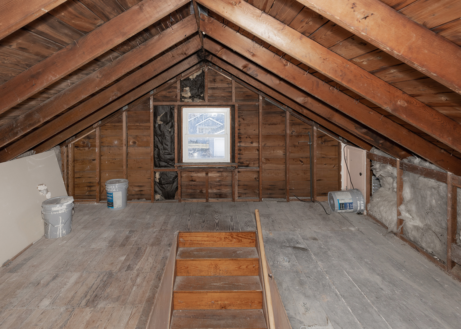 1717 6th Street Rock Island, IL 61201 - Photo 19 of 25 a front view of a house with parking