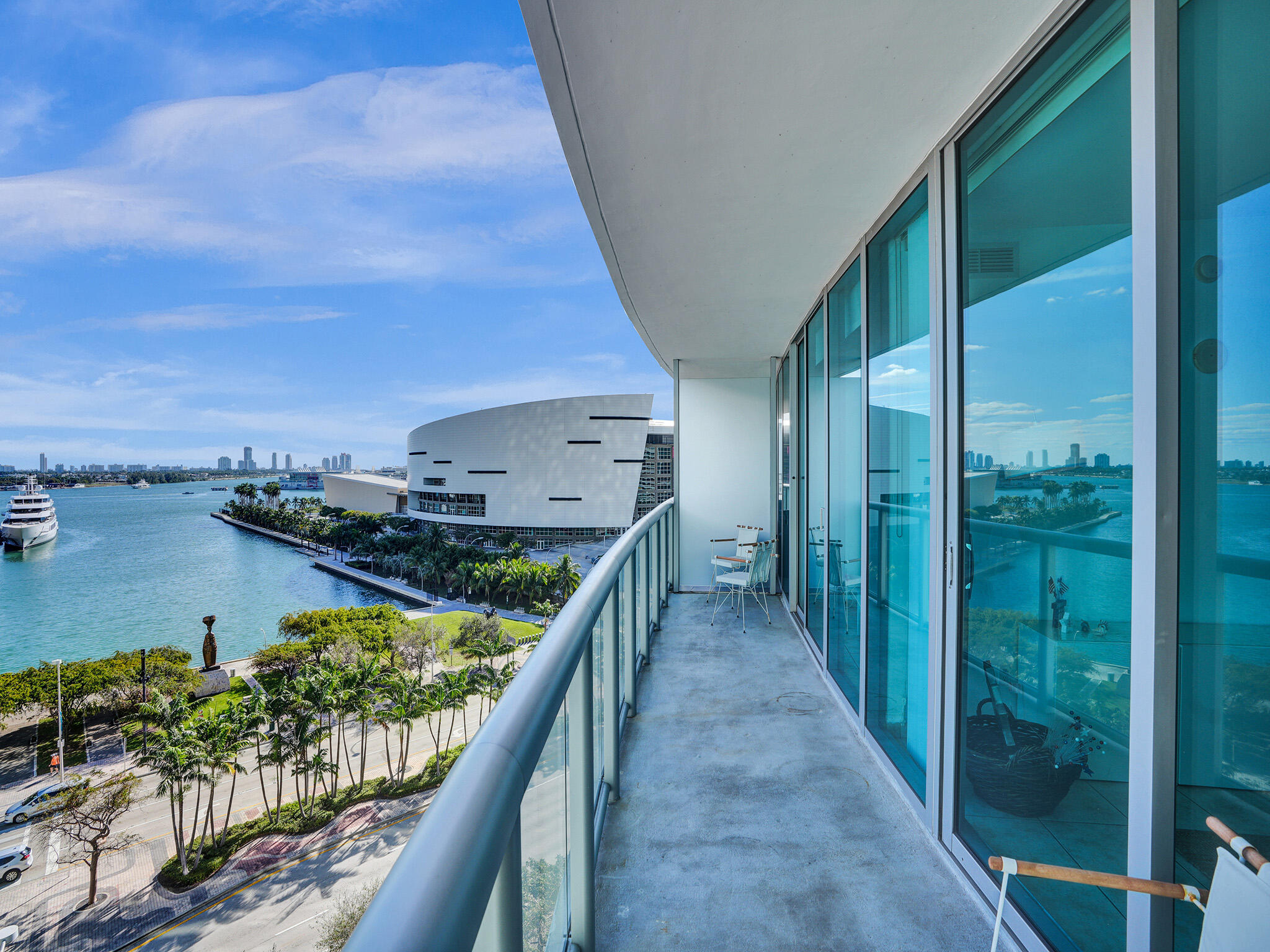 888 Biscayne Boulevard, Unit 811 Miami, FL 33132 - Photo 26 of 48 a view of a balcony with lake view