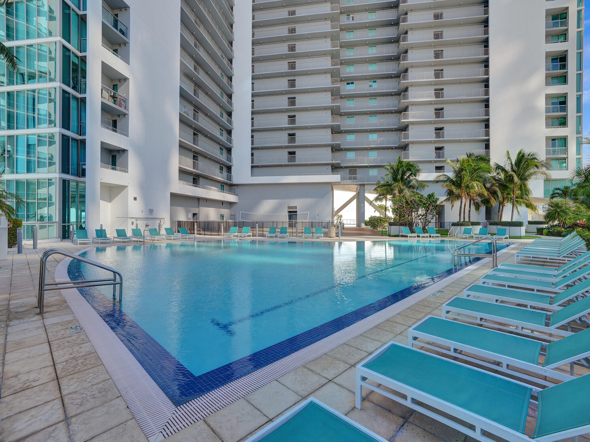888 Biscayne Boulevard, Unit 811 Miami, FL 33132 - Photo 28 of 48 a view of swimming pool with outdoor seating