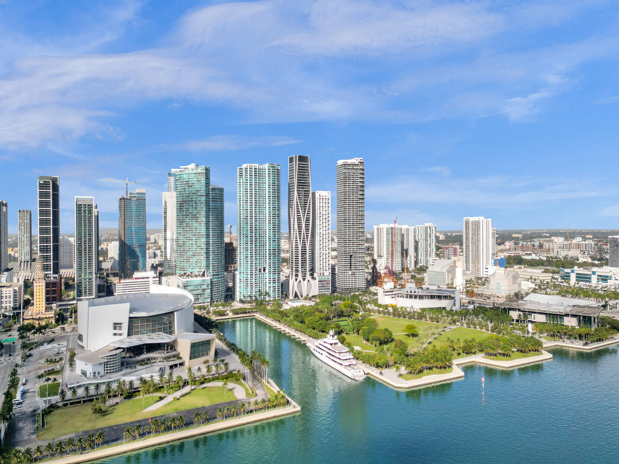 888 Biscayne Boulevard, Unit 811 Miami, FL 33132 - Photo 34 of 48 a view of a city with tall buildings