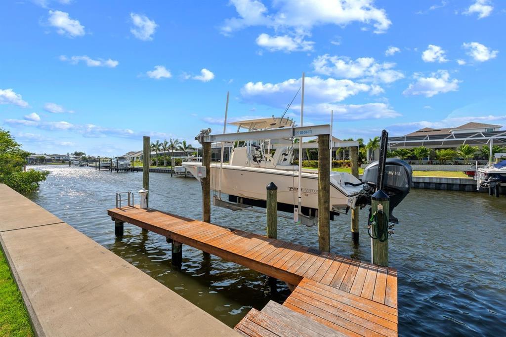 703 Islebay Drive Apollo Beach, FL 33572 - Photo 37 of 45