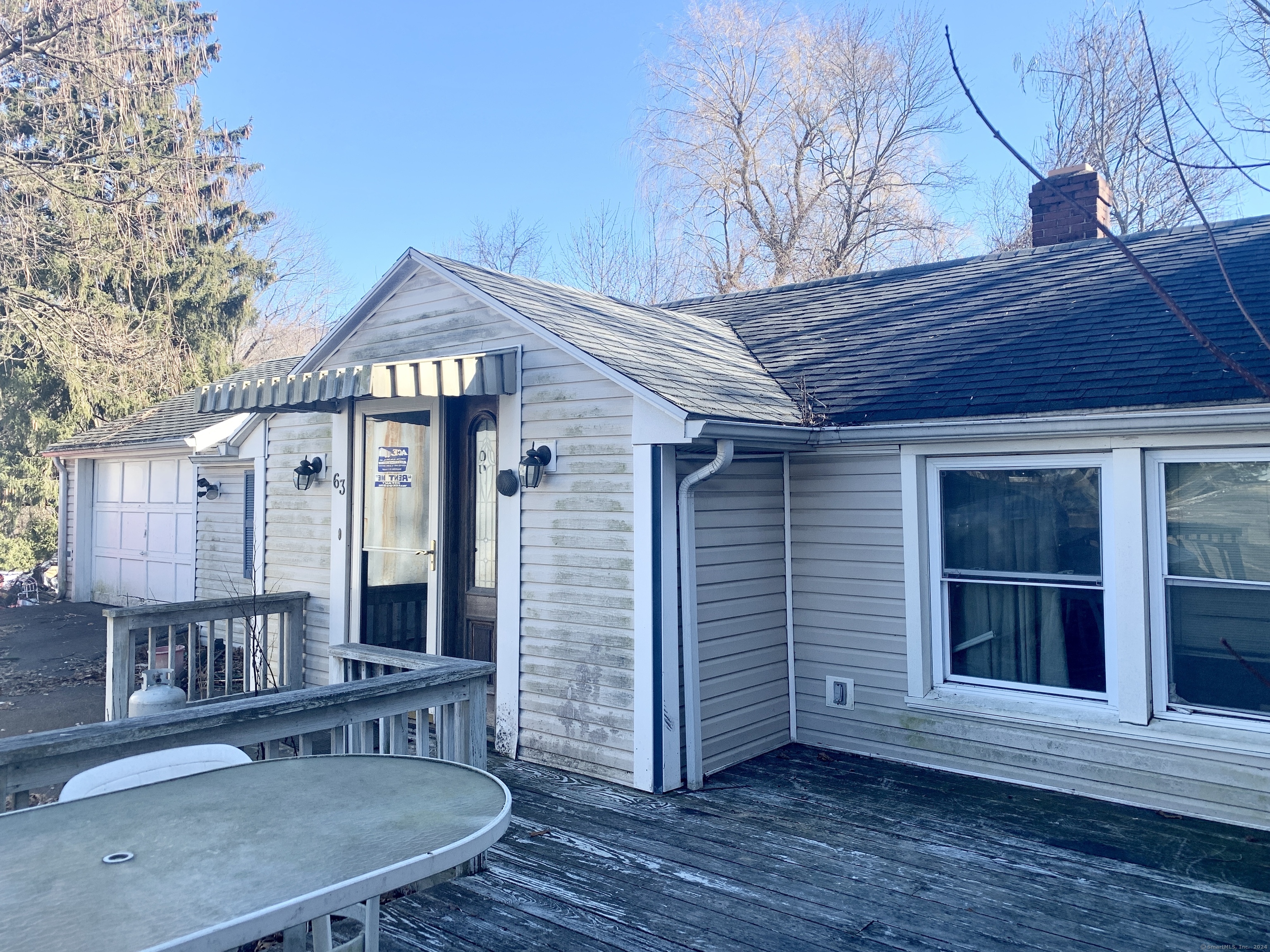 63 Sackett Point Road North Haven, CT 06473 - Photo 3 of 27