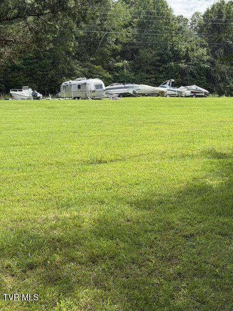 780 Hamilton Road, Unit H1 Blountville, TN 37617 - Photo 9 of 11 IMG_0523