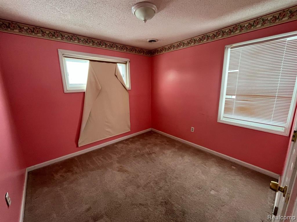 27031 Van Born Road Taylor, MI 48180 - Photo 2 of 20