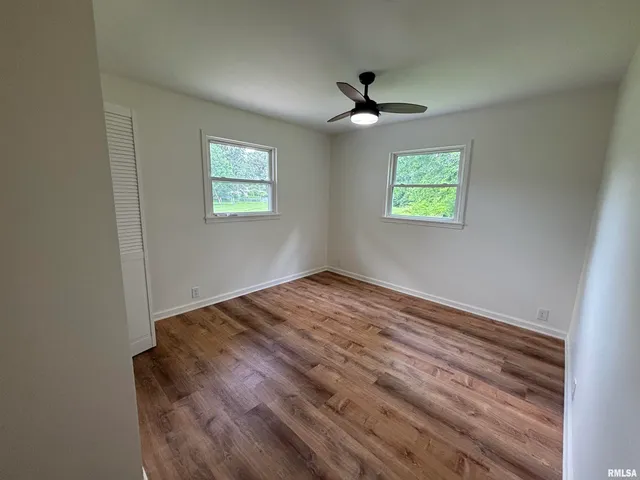 $214,900 | 208 Dorris Drive, Metropolis, IL 62960