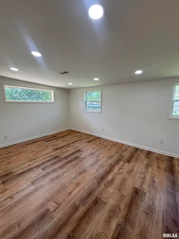 $214,900 | 208 Dorris Drive, Metropolis, IL 62960