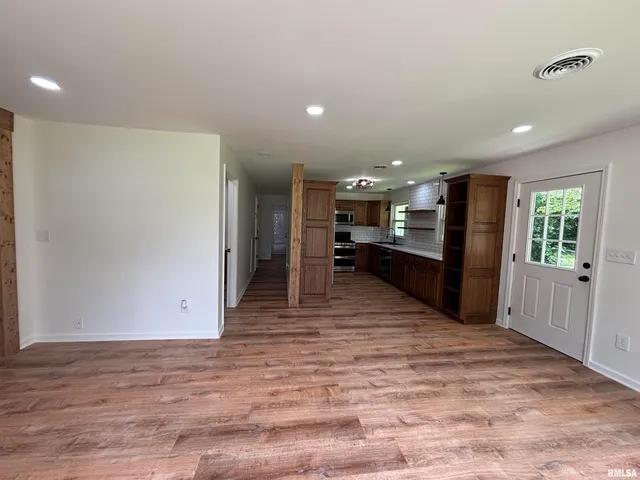 $214,900 | 208 Dorris Drive, Metropolis, IL 62960