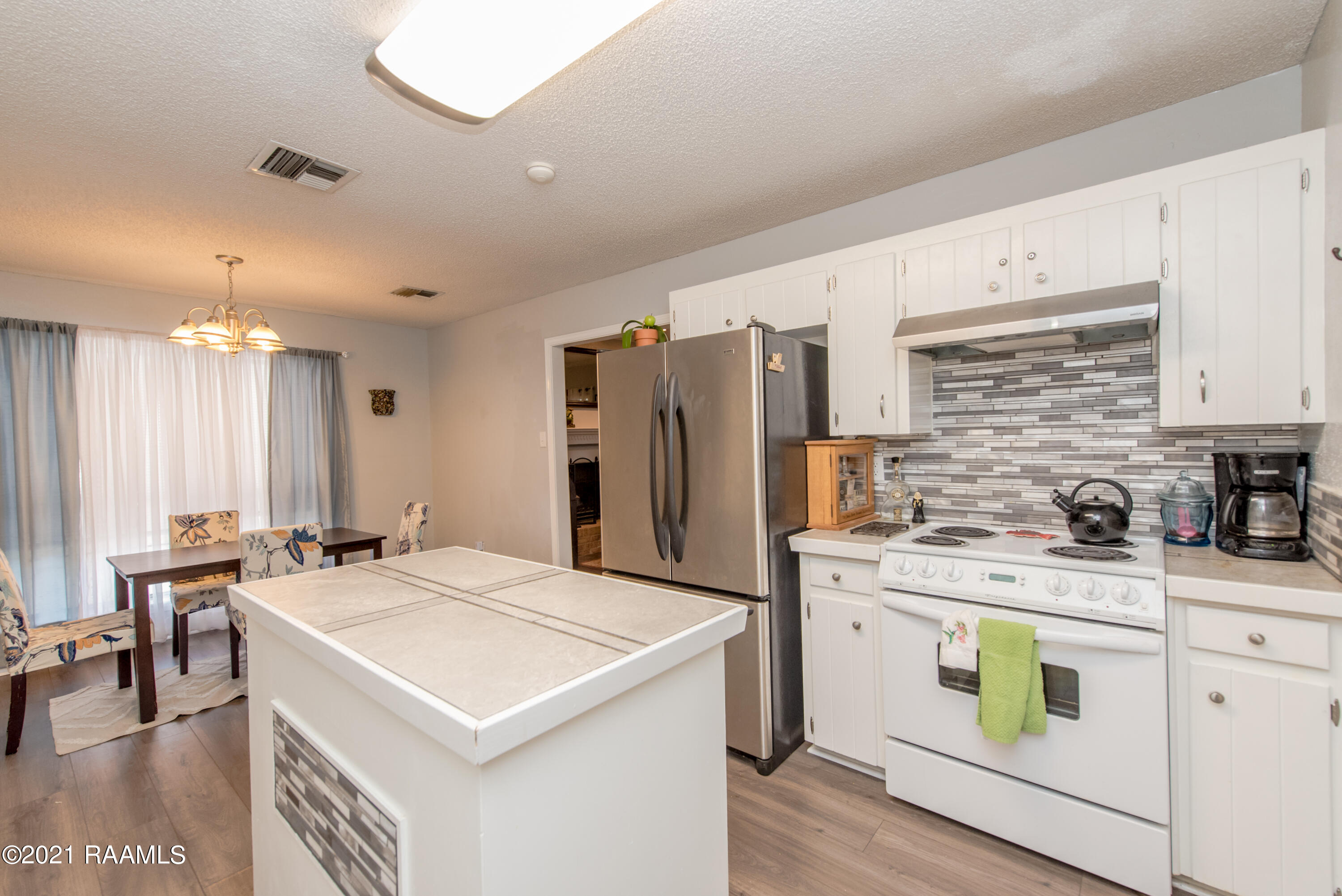 806 Rosedown Lane Lafayette, LA 70503 - Photo 10 of 17 DSC_5048