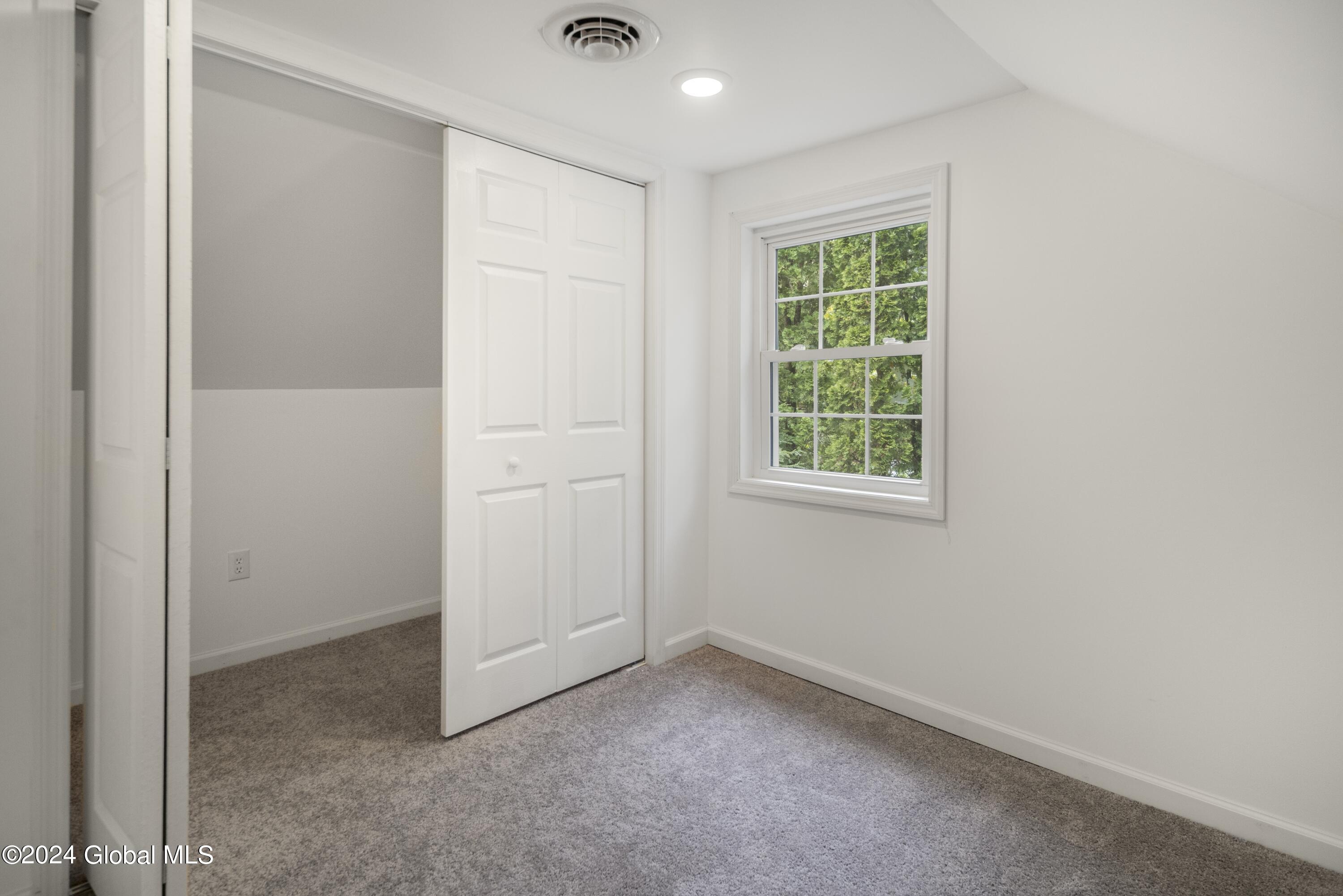 9 Southgate Road Colonie, NY 12211 - Photo 16 of 25 Interior 15