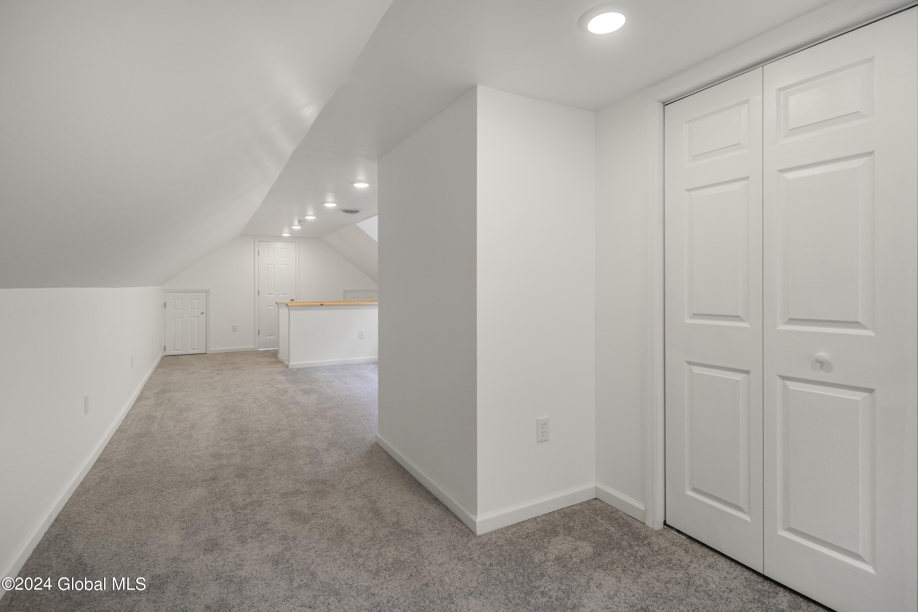 9 Southgate Road Colonie, NY 12211 - Photo 17 of 25 Interior 16