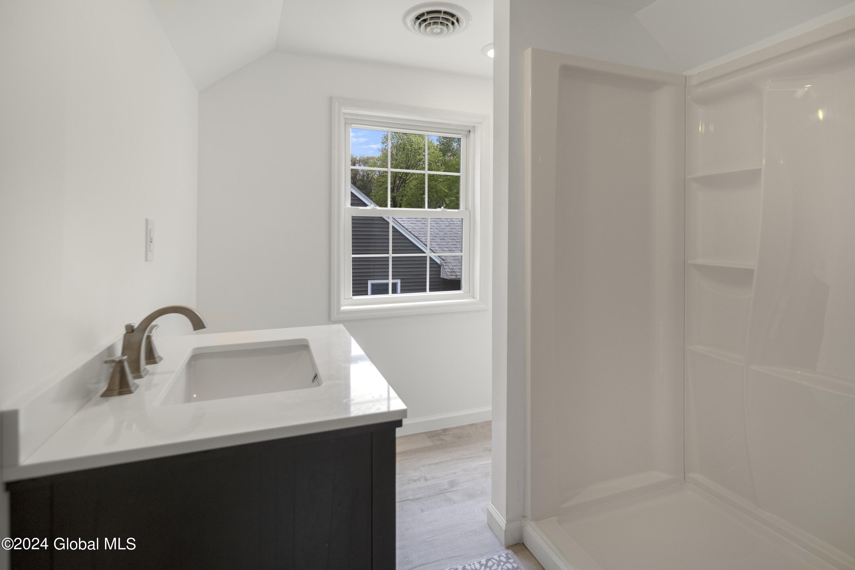 9 Southgate Road Colonie, NY 12211 - Photo 20 of 25 Interior 19