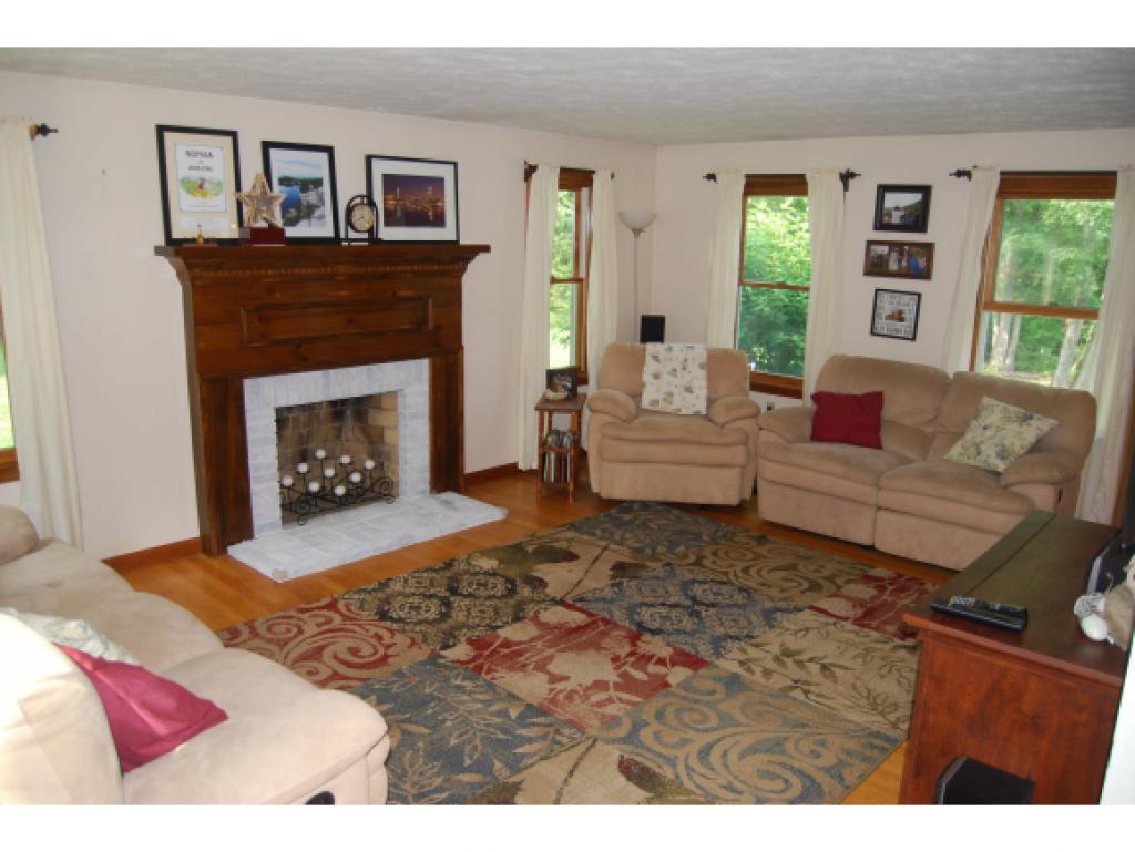 304 Hackett Hill Road Hooksett, NH 03106 - Photo 14 of 21