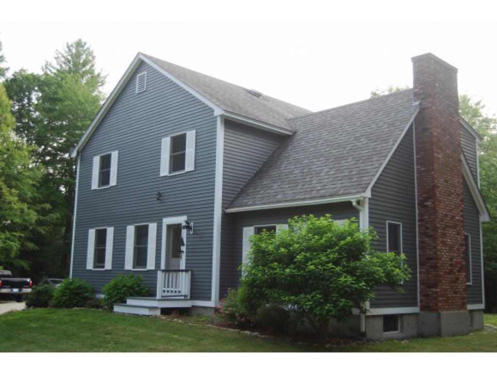 304 Hackett Hill Road Hooksett, NH 03106 - Photo 3 of 21
