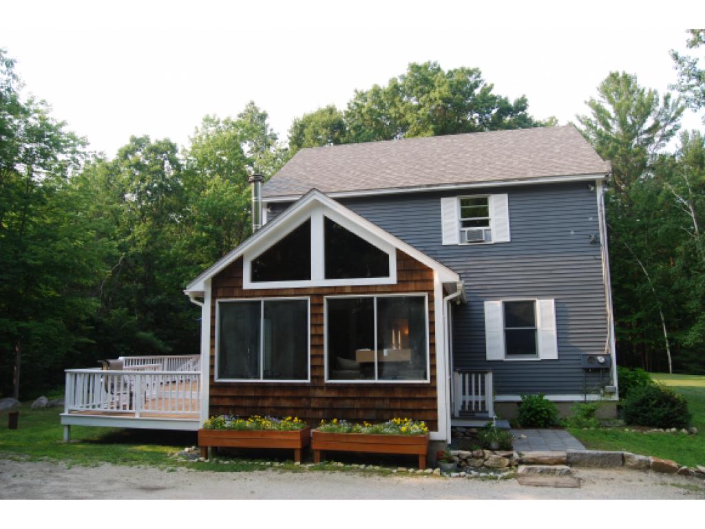 304 Hackett Hill Road Hooksett, NH 03106 - Photo 4 of 21