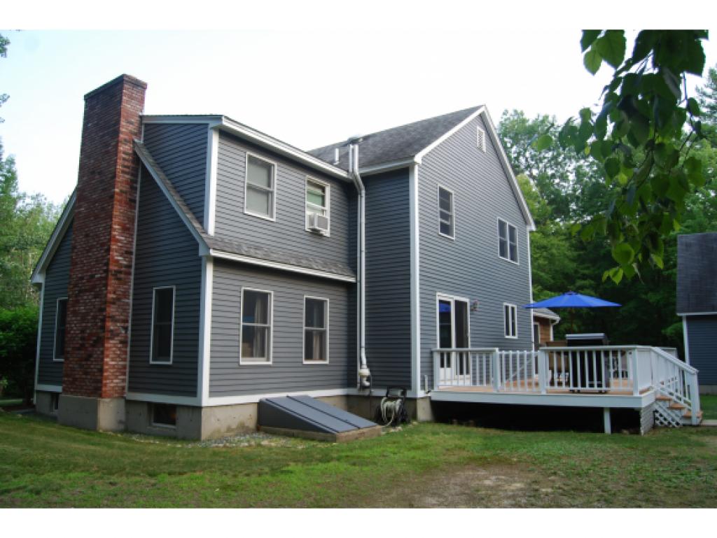 304 Hackett Hill Road Hooksett, NH 03106 - Photo 5 of 21