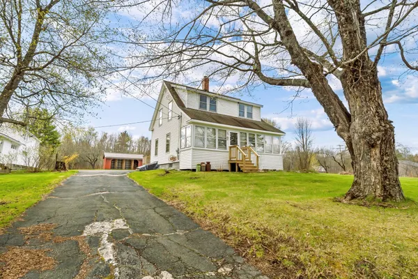 $279,900 | 90 West Main Street, Milo, ME 04463
