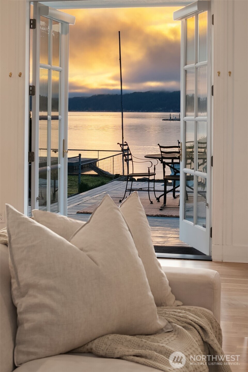 6731 Highway 106 Union, WA 98592 - Photo 28 of 40