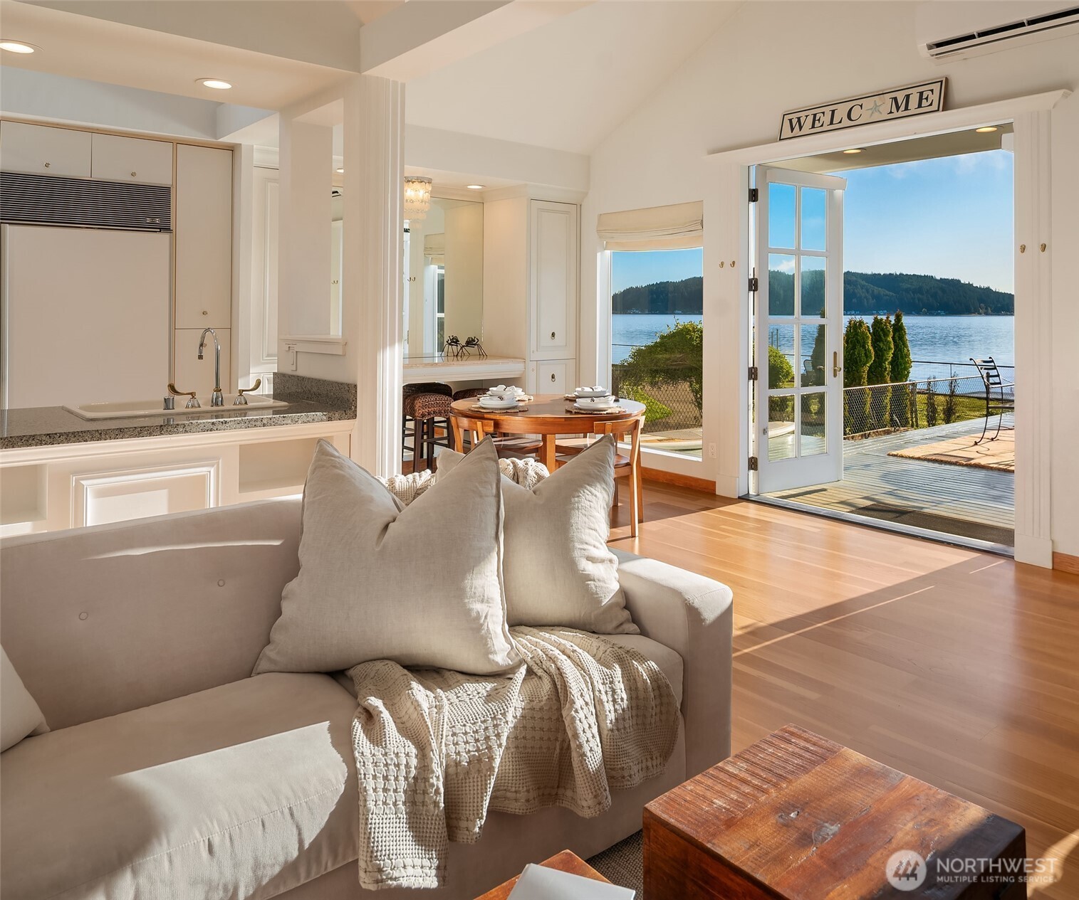 6731 Highway 106 Union, WA 98592 - Photo 6 of 40