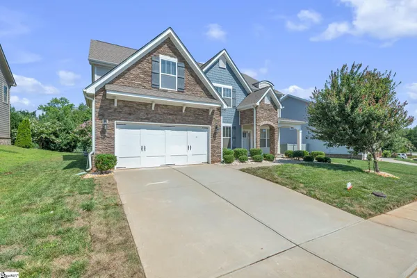 $685,000 | 8 Belterra Drive, Simpsonville, SC 29681
