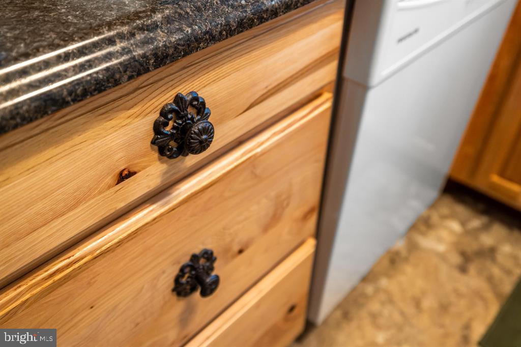 112 Judd Lane Mount Jackson, VA 22842 - Photo 22 of 63