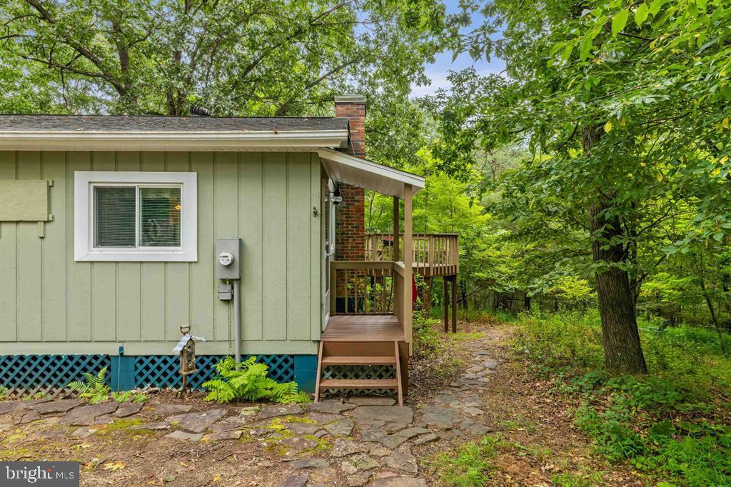 112 Judd Lane Mount Jackson, VA 22842 - Photo 6 of 63 a backyard of a house with barbeque oven