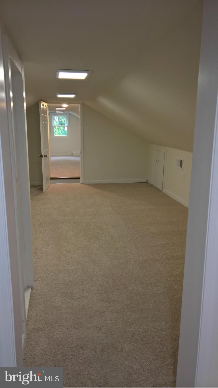 3924 Chantilly Road Chantilly, VA 20151 - Photo 18 of 25 Attic play area