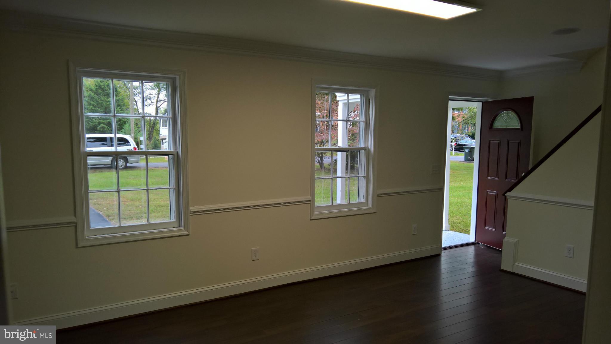 3924 Chantilly Road Chantilly, VA 20151 - Photo 3 of 25 Living Room (View from Kitchen)
