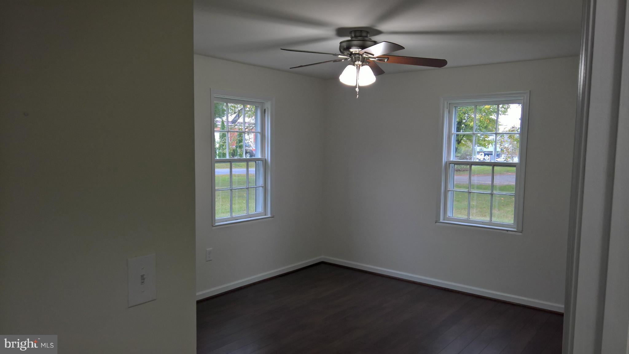 3924 Chantilly Road Chantilly, VA 20151 - Photo 10 of 25 Bedroom 1