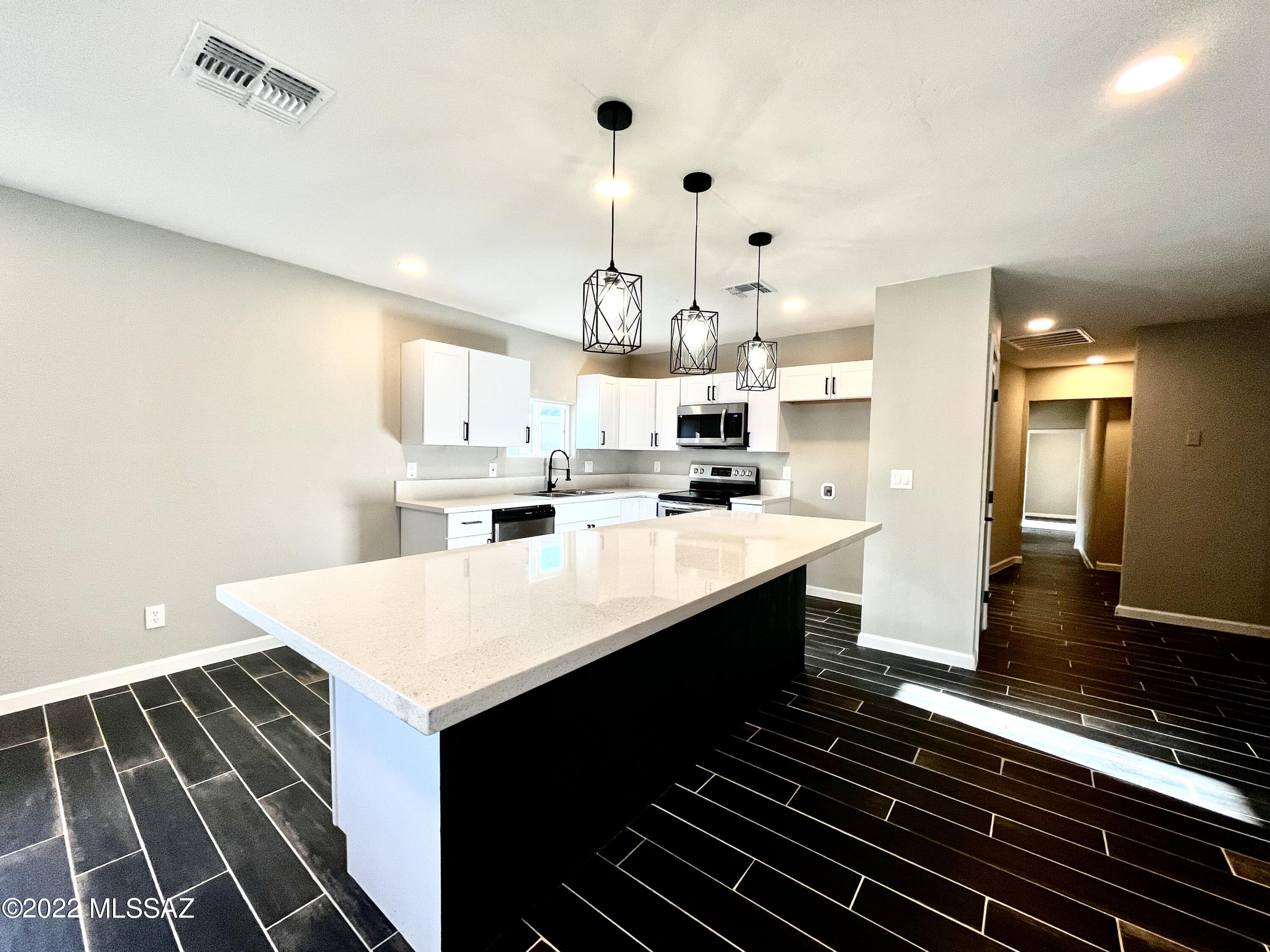 306 West 30th Street Tucson, AZ 85713 - Photo 5 of 50
