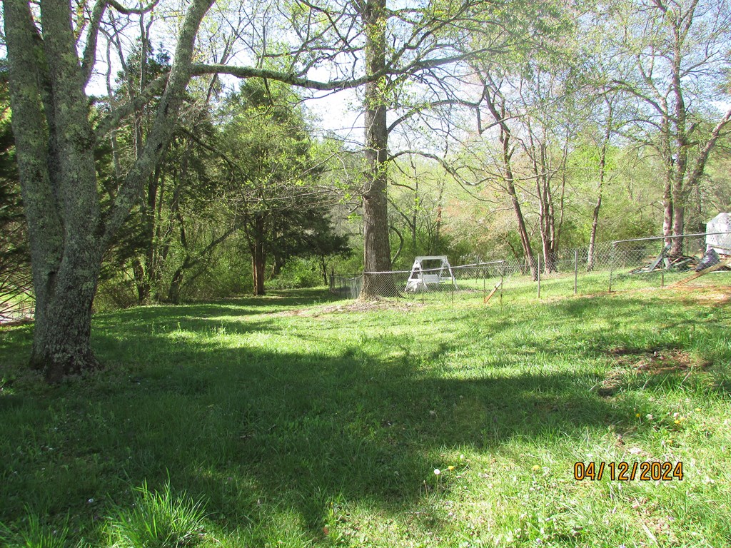 522 Barnard Road Hayesville, NC 28904 - Photo 2 of 23 Gallery Image 2