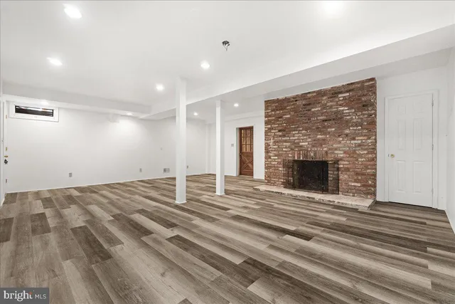 $1,000,000 | 21142 Westerly Road, Poolesville, MD 20837