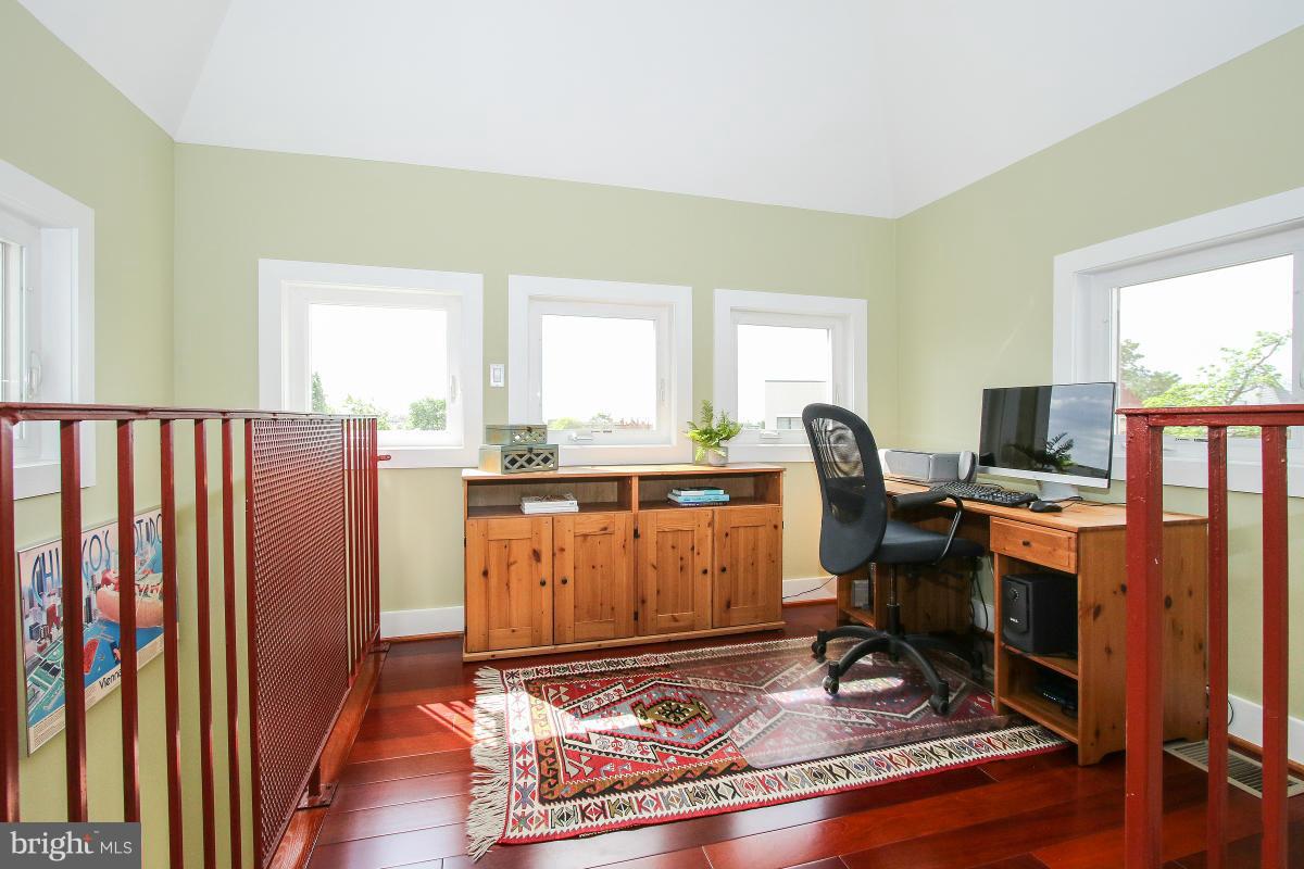 1309 Park Road Northwest, Unit 302 Washington, DC 20010 - Photo 19 of 30 Loft