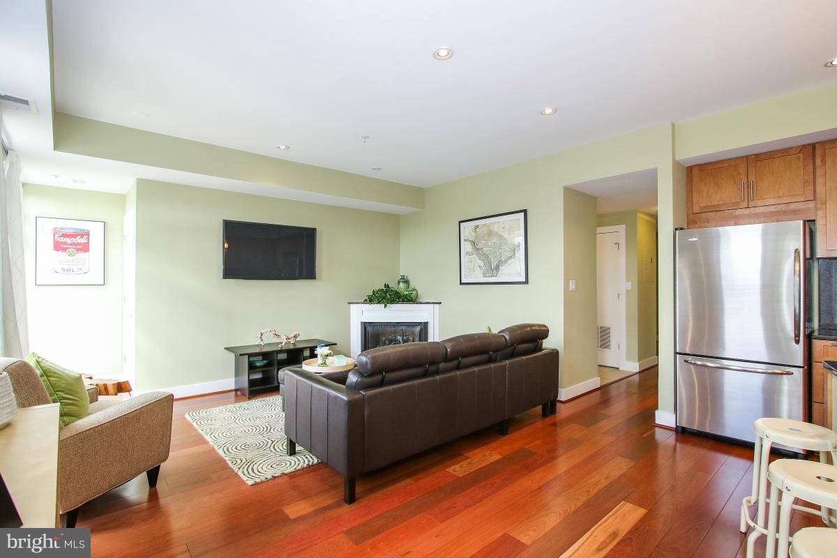 1309 Park Road Northwest, Unit 302 Washington, DC 20010 - Photo 6 of 30 Living Room