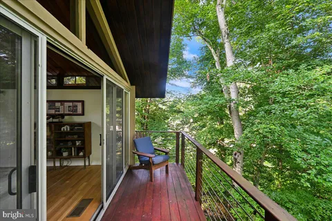 $1,995,000 | 6620 Fernwood Court, Bethesda, MD 20817