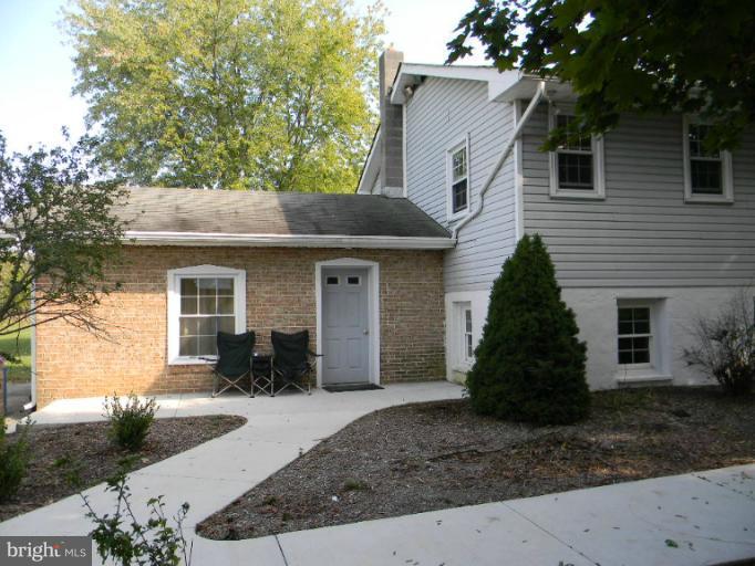 676 Russell Road Berryville, VA 22611 - Photo 2 of 30 Exterior (Front)