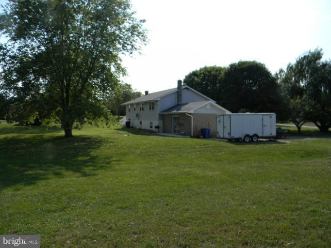 676 Russell Road Berryville, VA 22611 - Photo 5 of 30 Exterior (Rear)