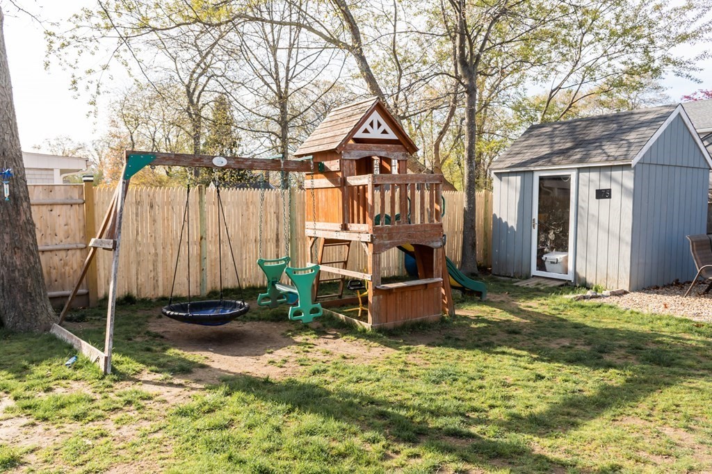 75 Edward Road Marshfield, MA 02050 - Photo 21 of 22 Gallery Image 21