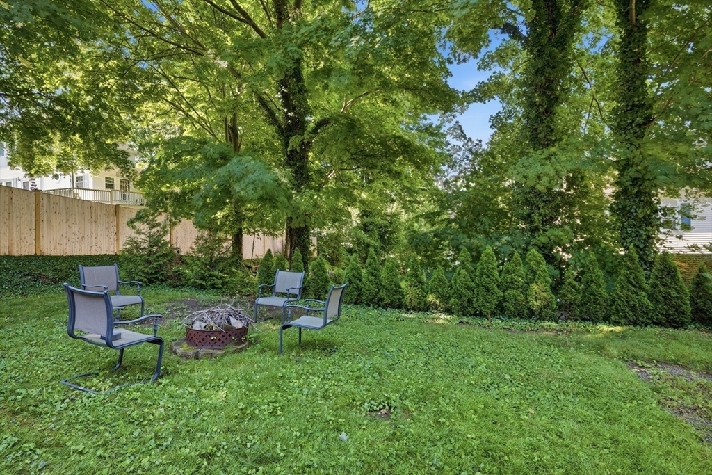 11 Friend Street Beverly, MA 01915 - Photo 21 of 37