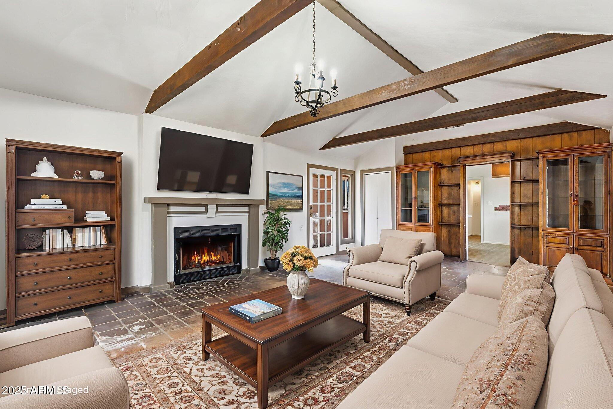 3035 West Williams Road Benson, AZ 85602 - Photo 2 of 37 Virtually Staged Living Area