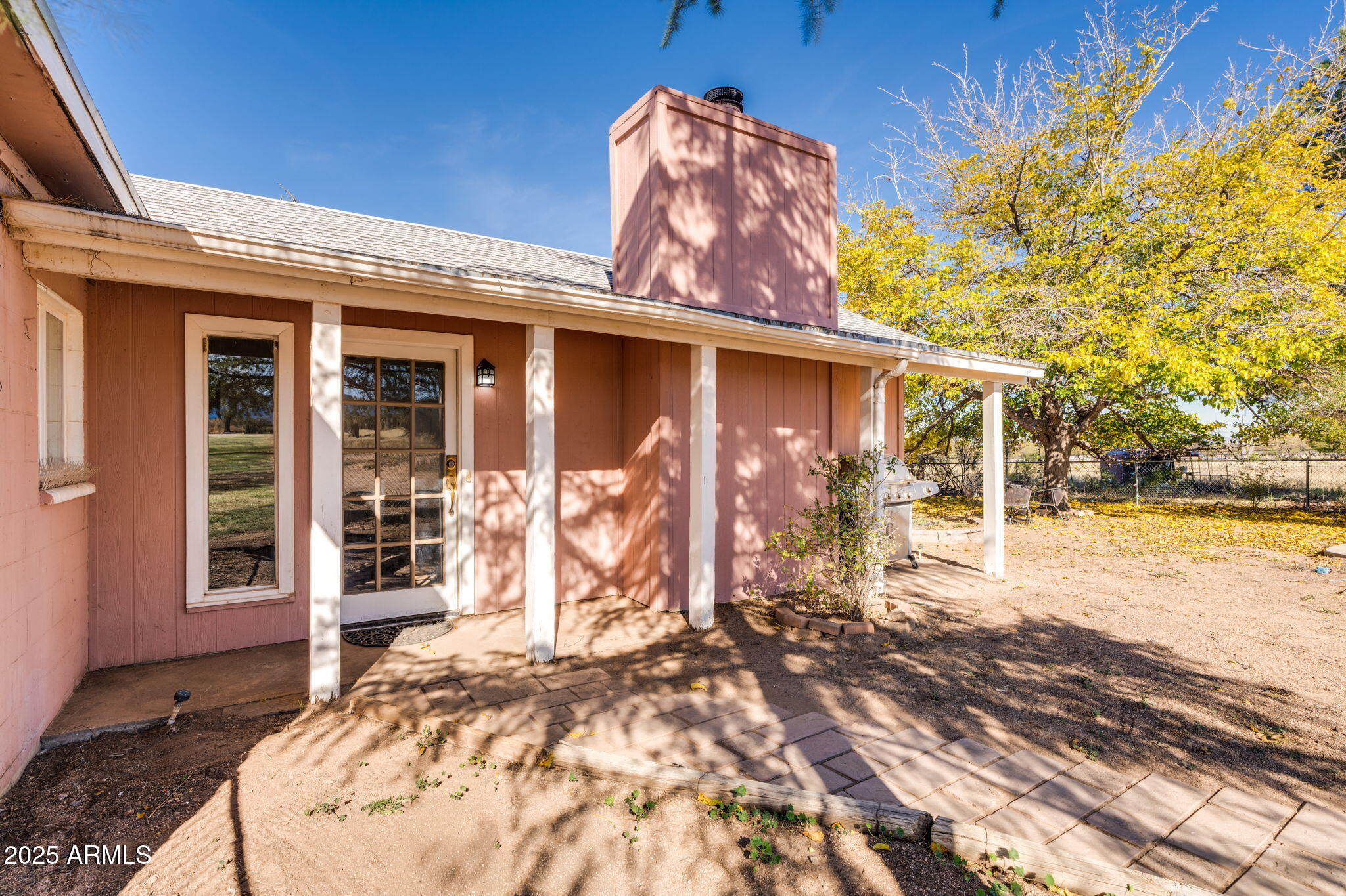 3035 West Williams Road Benson, AZ 85602 - Photo 8 of 37 Front Entrance