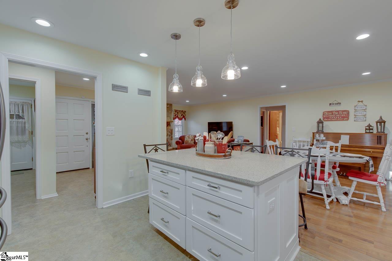 130 Poore Road Piedmont, SC 29673 - Photo 12 of 36 Gallery Image 12
