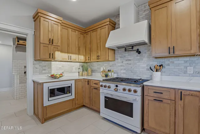 $810,000 | 2110 North Kansas Street, El Paso, TX 79902